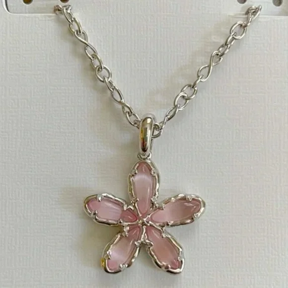 New! Kendra Scott Kyla Flower Pendant Necklace – Silver Rhodium/Pink Cat’s Eye Necklaces